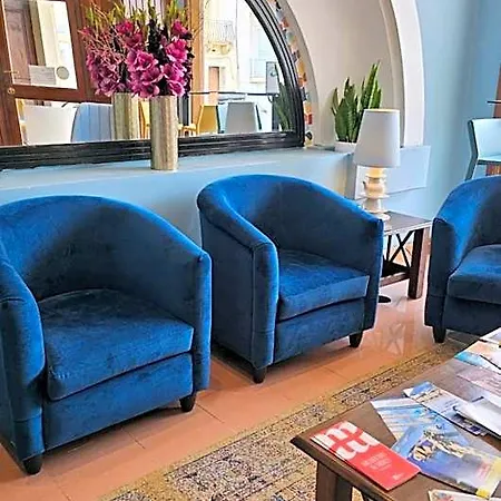 Hotel La Playa