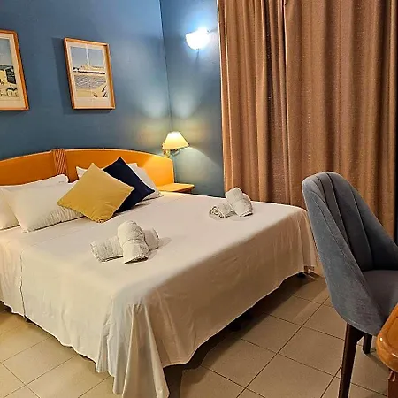 Hotel La Playa 3*